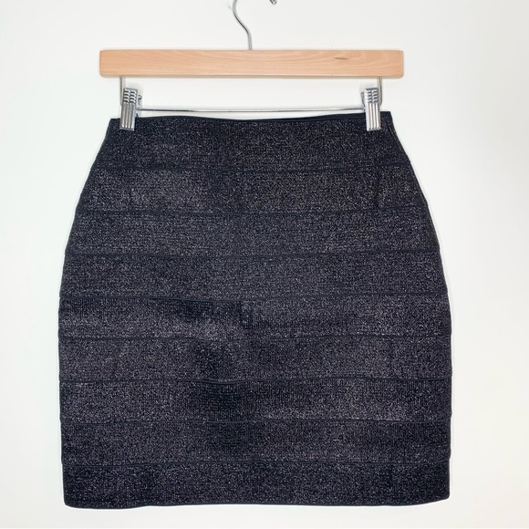 NWOT Express Shimmer Metallic Bandage Skirt Medium - Picture 2 of 9